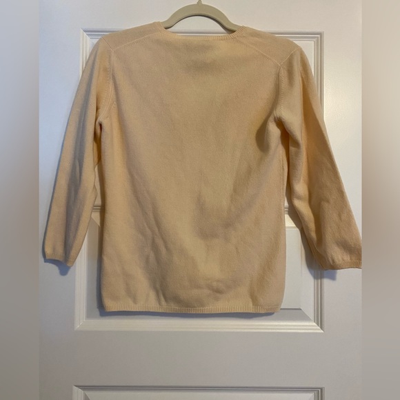 BNWT Matilde Italy cream cashmere sweater. Size 46 - Picture 2 of 3